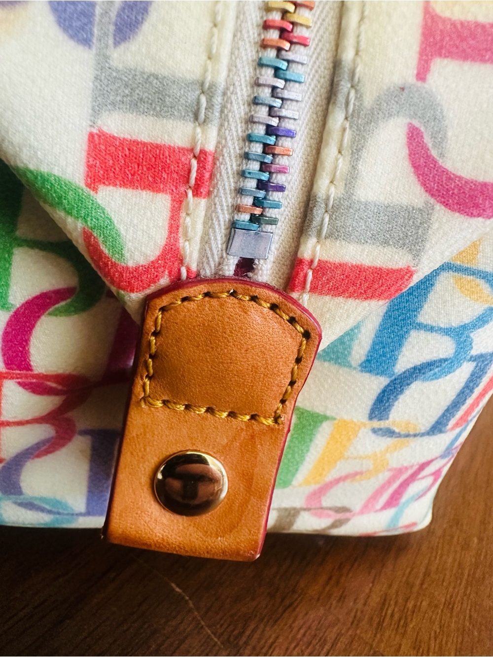 VTG Dooney & Bourke Y2K Rainbow Scribble Canvas Duffle Barrel Bag - Picture 7 of 14